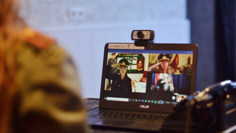 team building online con Monkey Donkey