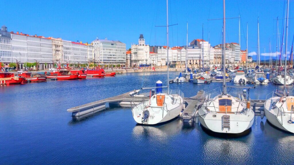 La Coruña La Ciudad de Cristal