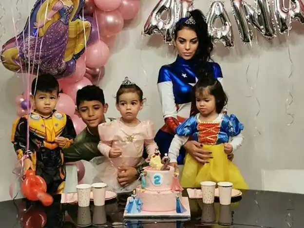 El Cumpleaños Temático de la Hija de Cristiano Ronaldo y Georgina