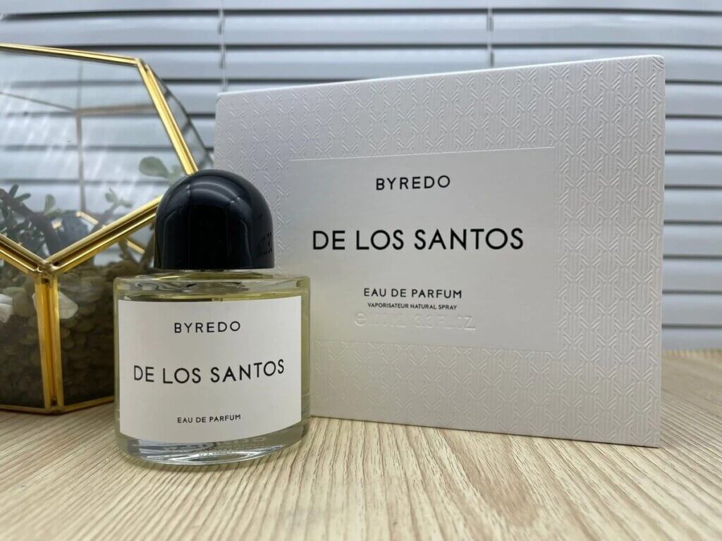 De Los Santos, Byredo
