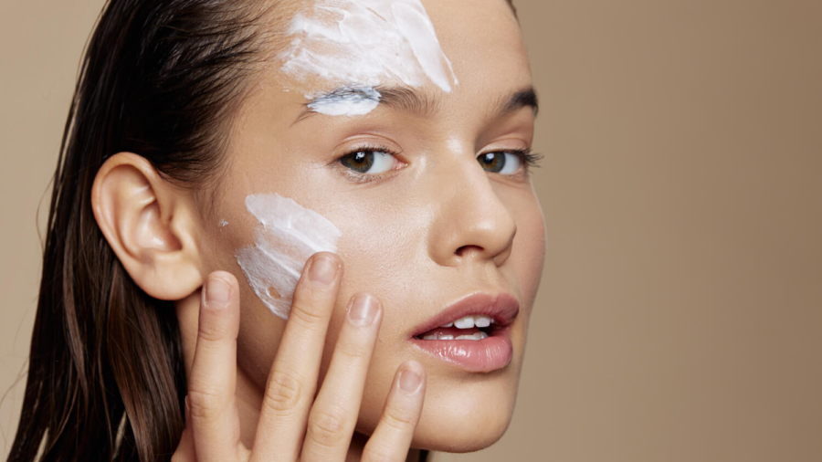 Gialurónica El Secreto de la Juventud y Belleza en la Cosmética Moderna