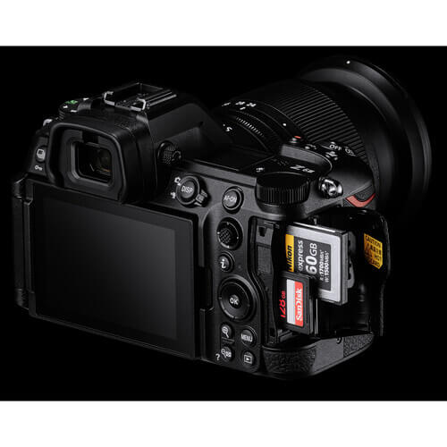 Nikon Z6III cartas memoria