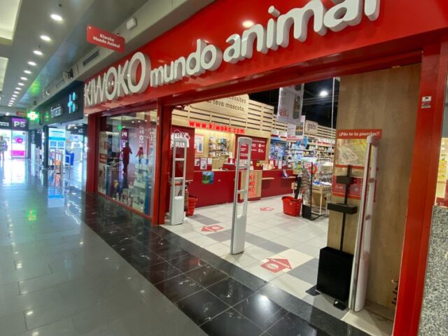 Kiwoko Barcelona Baricentro en Barberà del Vallès: tienda de mascotas