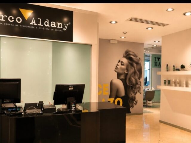 Marco Aldany Bahía de Algeciras: hair salon