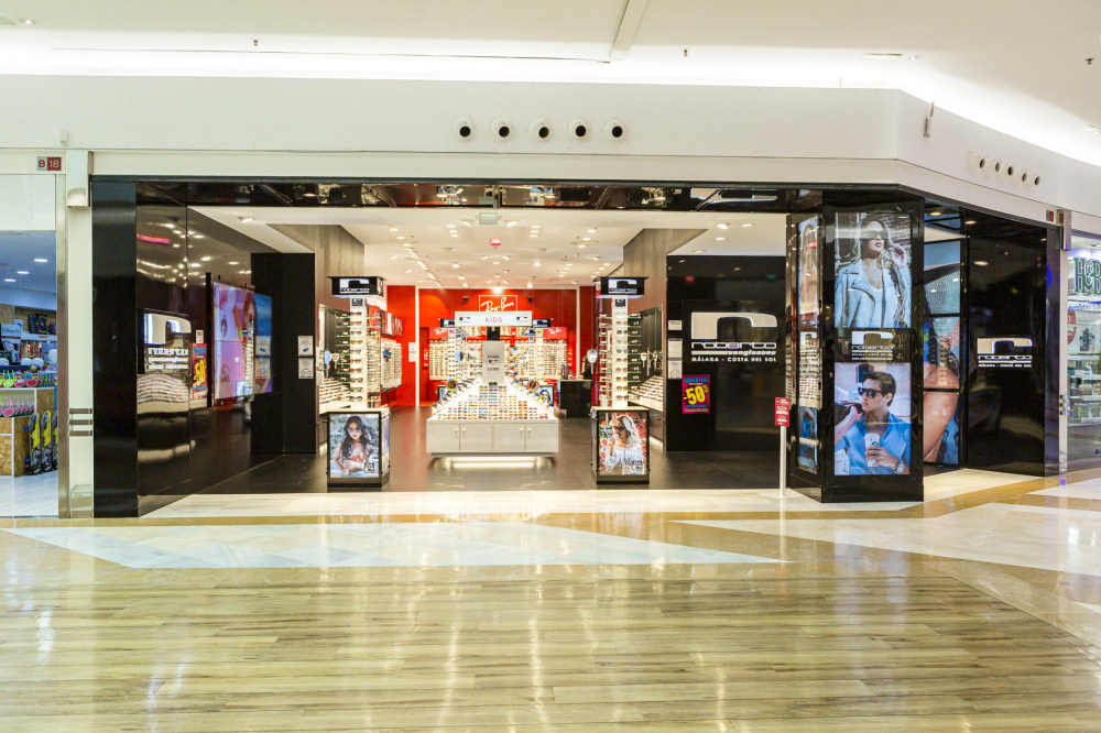Roberto by Roberto Martín Miramar en Fuengirola: tienda de gafas de sol