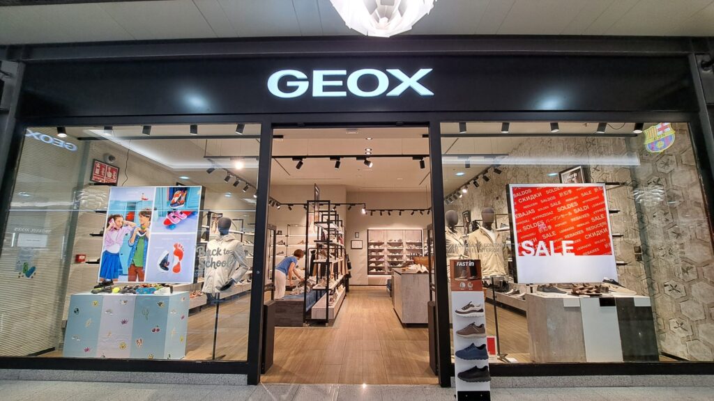 Geox La Cañada en Marbella: tienda de calzado