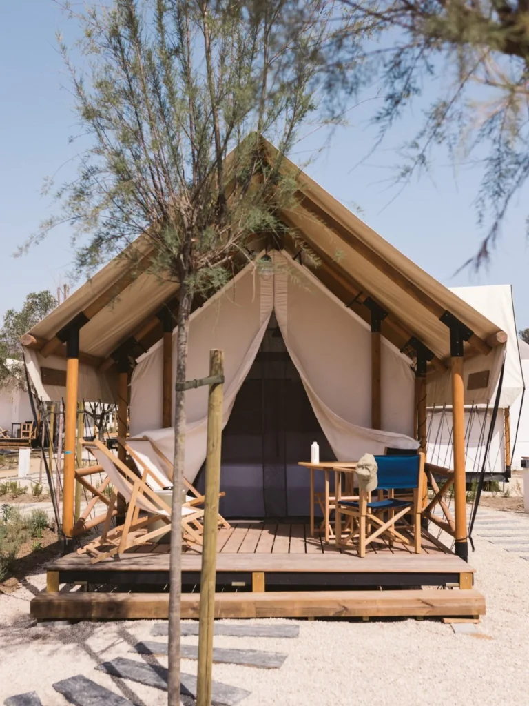 wecamp Cadaqués: camping y glamping