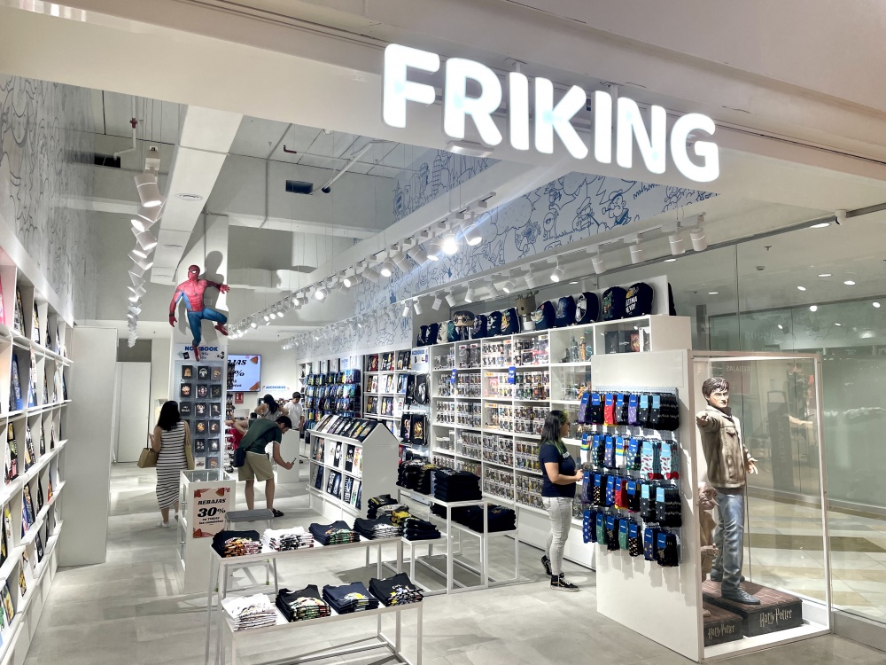 Friking Miramar en Fuengirola: regalos y decoración