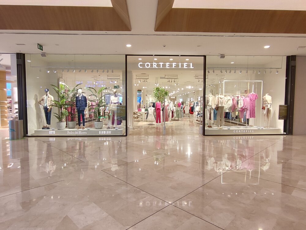 Cortefiel As Termas in Lugo: fashion shop