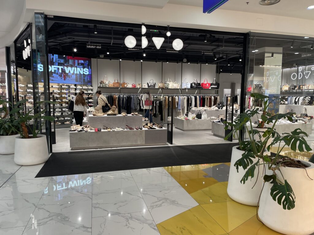 Obvio Icons L’Aljub en Elche: tienda de moda