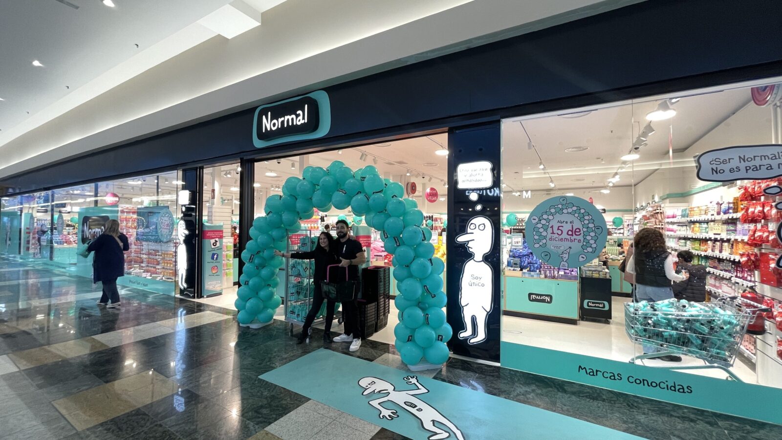 NORMAL Dos Mares en San Javier: perfumería y cosmética