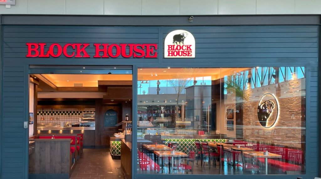 Block House Gran Plaza en Roquetas de Mar: restaurante