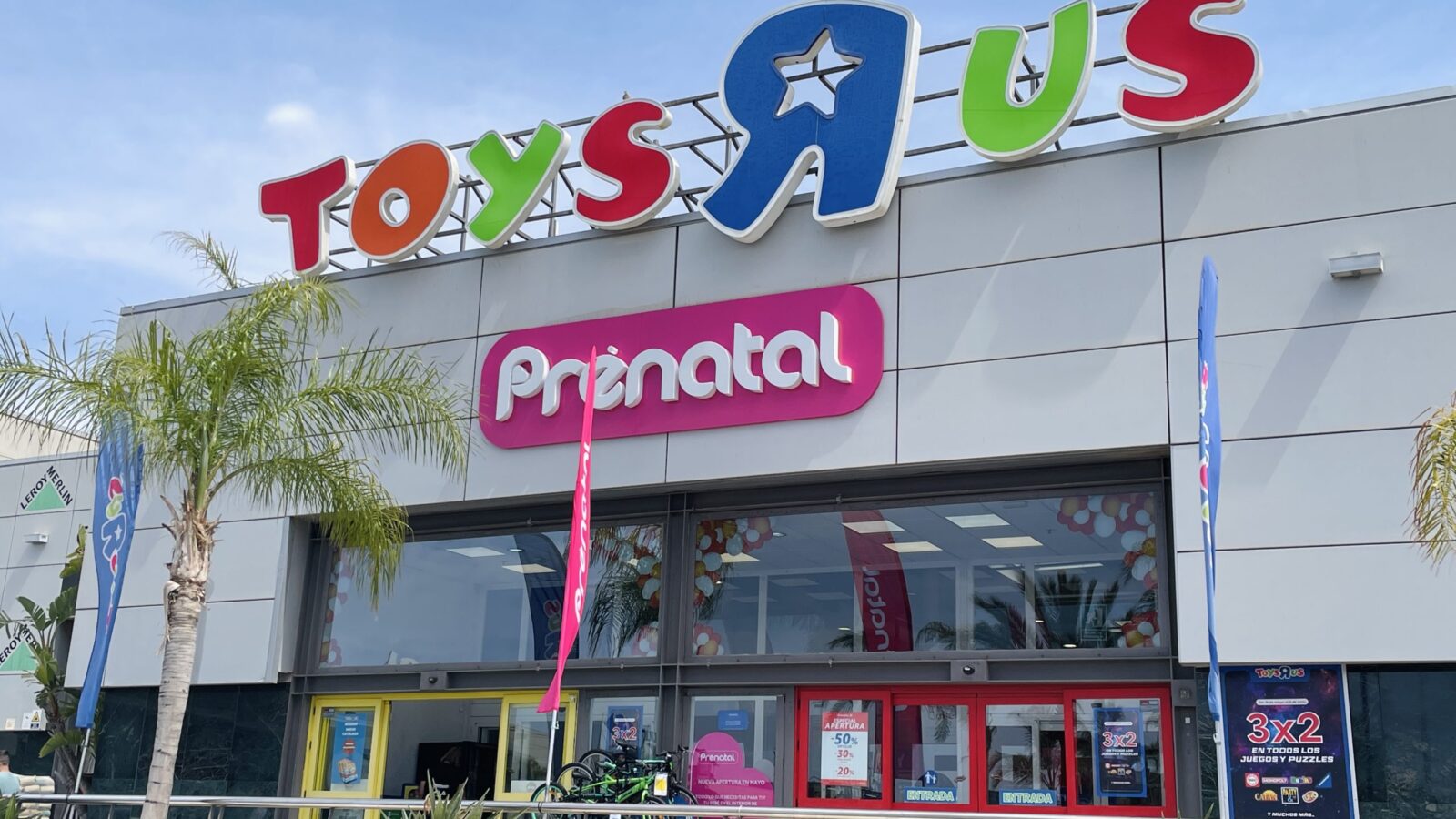 Toys’R’Us y Prénatal Gran Plaza en Roquetas de Mar: juguetería