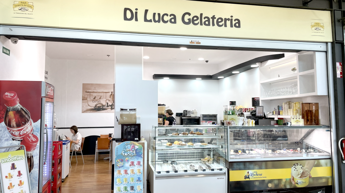 Di Luca Gelateria Gran Plaza en Roquetas de Mar: heladería