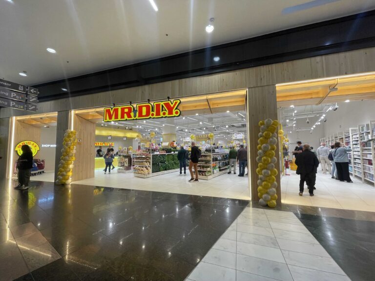 MR.DIY As Cancelas en Santiago de Compostela: bricolaje y hogar