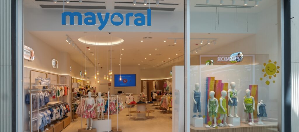 Mayoral Jaén Plaza: moda y artículos infantiles