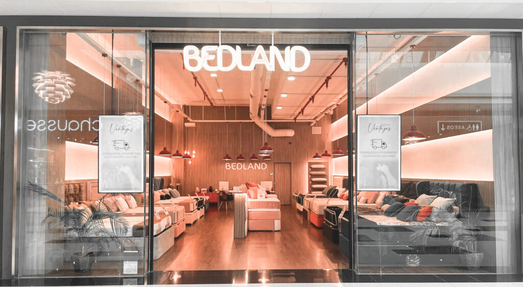 Bedland Nevada Shopping en Armilla: hogar y decoración