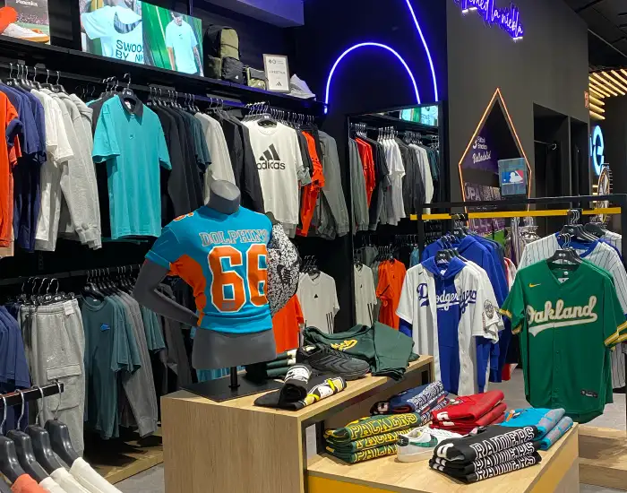 Fútbol Emotion RÍO Shopping en Arroyo de la Encomienda: tienda de deporte
