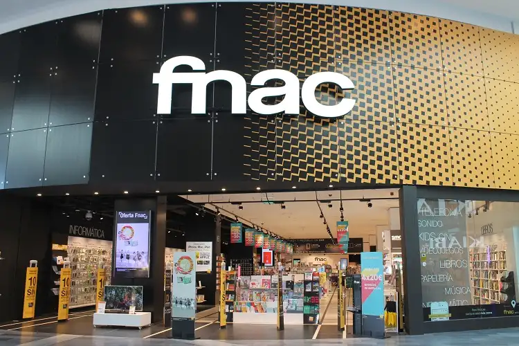 Fnac RÍO Shopping en Arroyo de la Encomienda: librería