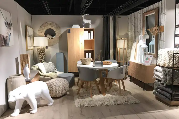Maisons du Monde RÍO Shopping en Arroyo de la Encomienda: hogar y decoración