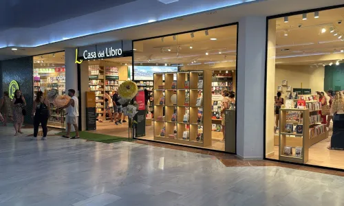 Casa del Libro Bahía Sur in San Fernando — bookshop