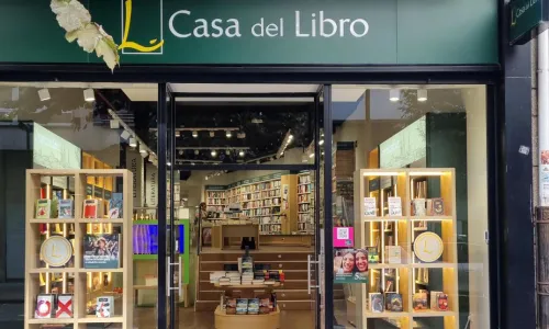 Casa del Libro Xeneral Pardiñas in Santiago de Compostela — bookshop