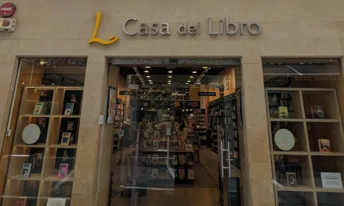 Casa del Libro Velázquez 8 en Sevilla