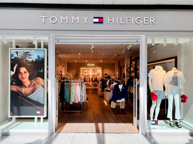 Tommy Hilfiger Mediterráneo en Almería: tienda de moda