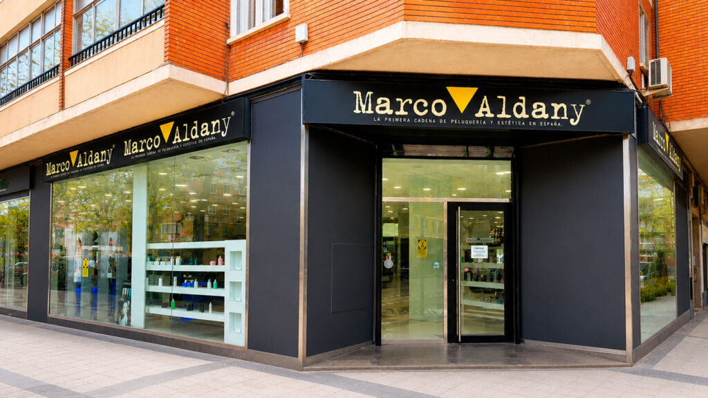 Marco Aldany Camino de las Torres in Zaragoza: hair salon
