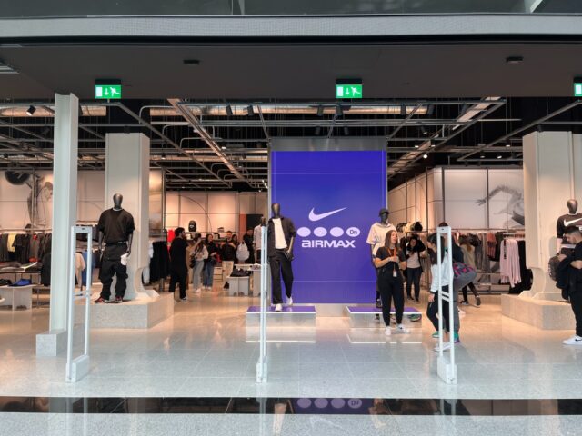 Nike Nevada Shopping en Armilla: tienda de deporte