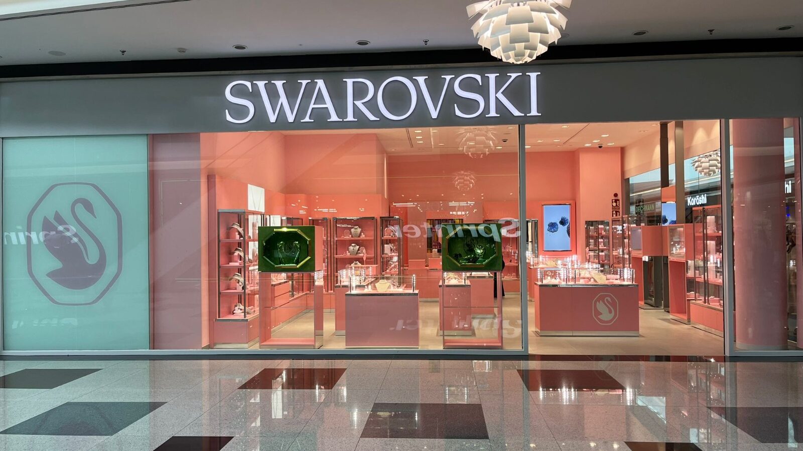 Swarovski Nevada Shopping en Armilla: joyería y relojería