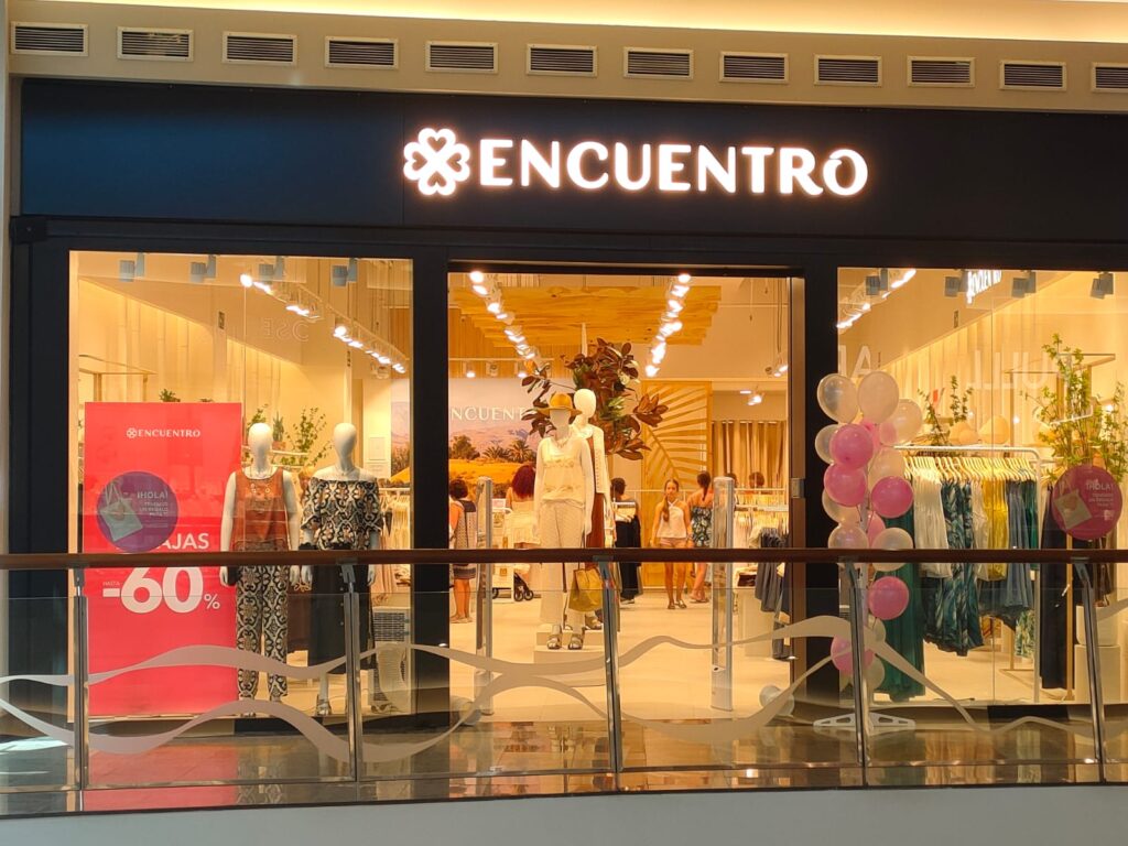 Encuentro Dos Mares en San Javier: tienda de moda