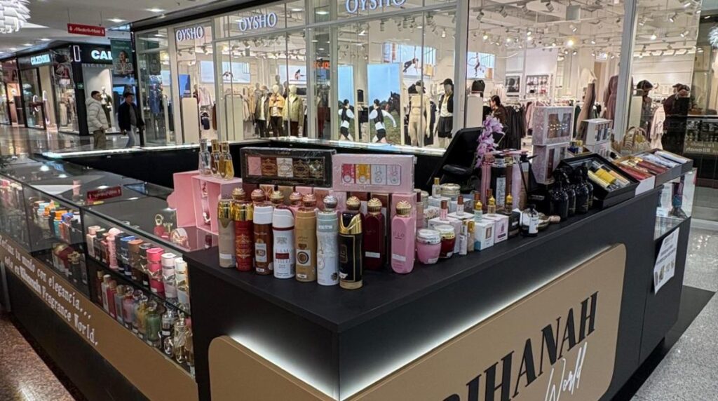 Rihanah Fragrance World Mataró Parc: perfumería y cosmética