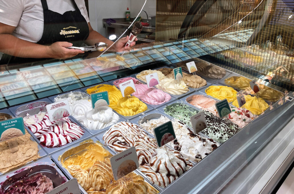Jijonenca L’Aljub en Elche: heladería
