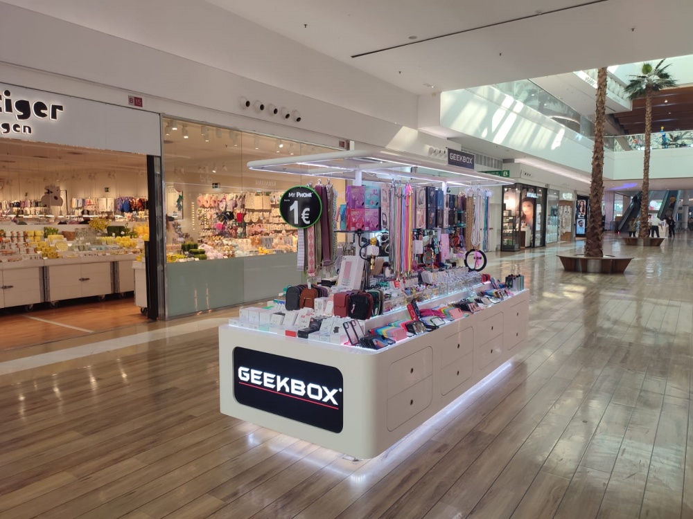 GeekBox Miramar en Fuengirola: electrónica y tecnología