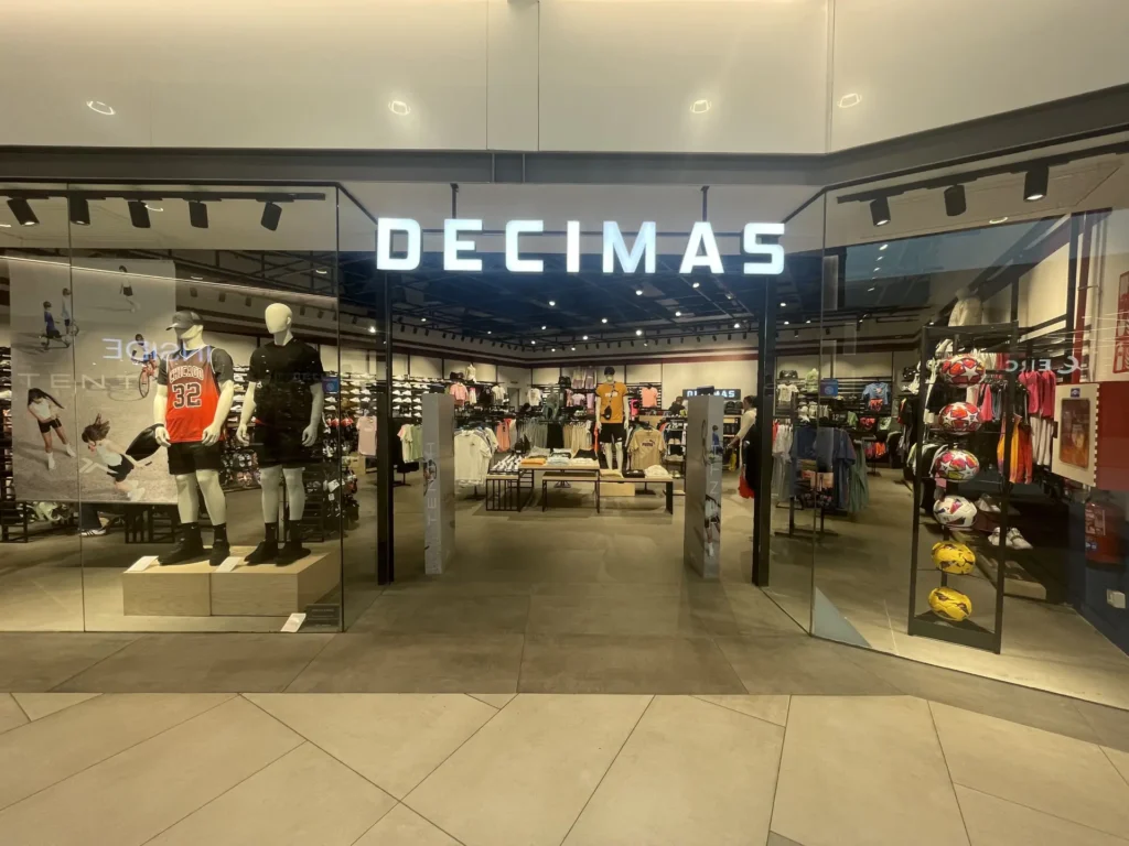Décimas El Ingenio in Vélez-Málaga: sports shop