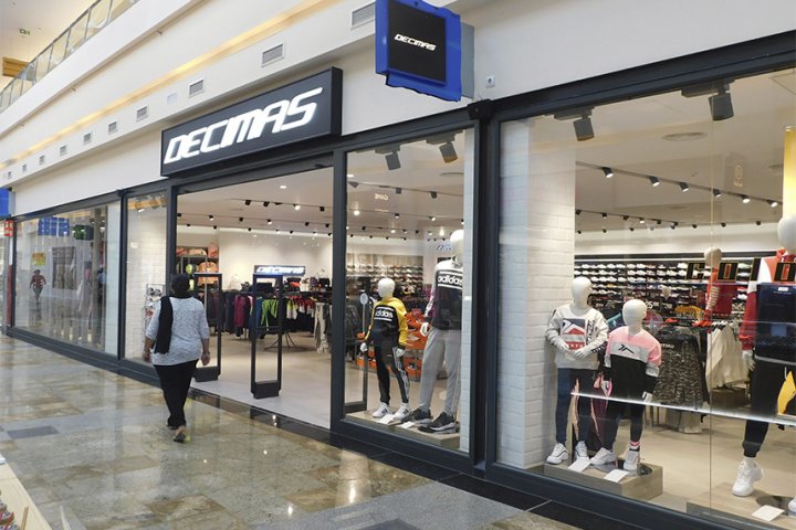 Décimas Dos Mares en San Javier: tienda de deporte