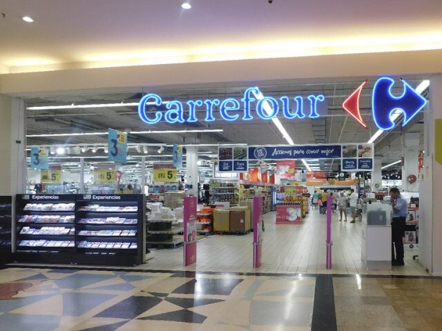 Carrefour Dos Mares in San Javier: hypermarket