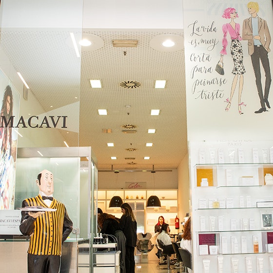 Macavi Valle Real en Maliaño: peluquería