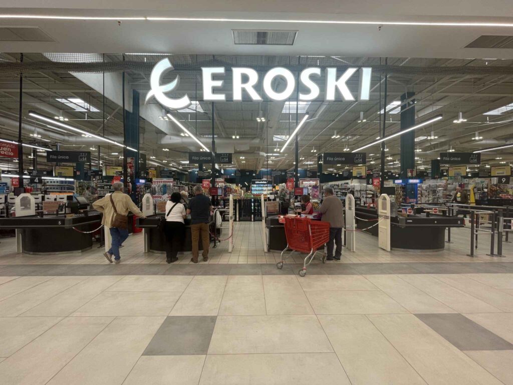 Eroski El Ingenio en Vélez-Málaga: hipermercado