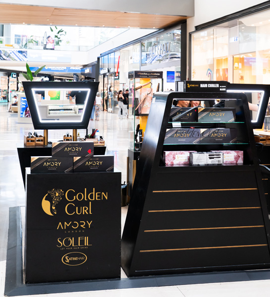 Golden Curl Lagoh en Sevilla: perfumería y cosmética