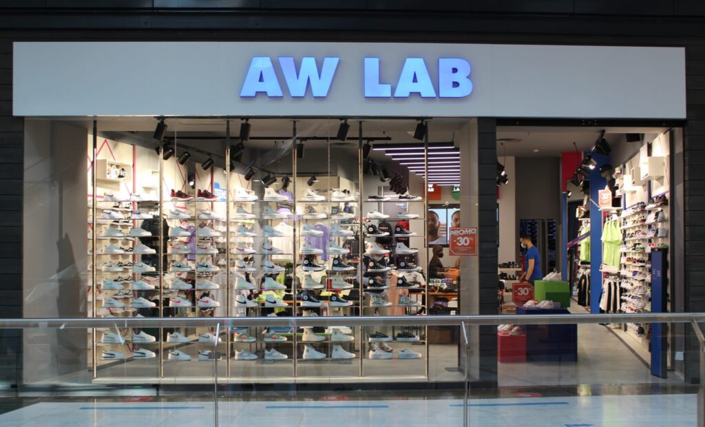 AW Lab As Cancelas en Santiago de Compostela: tienda de deporte
