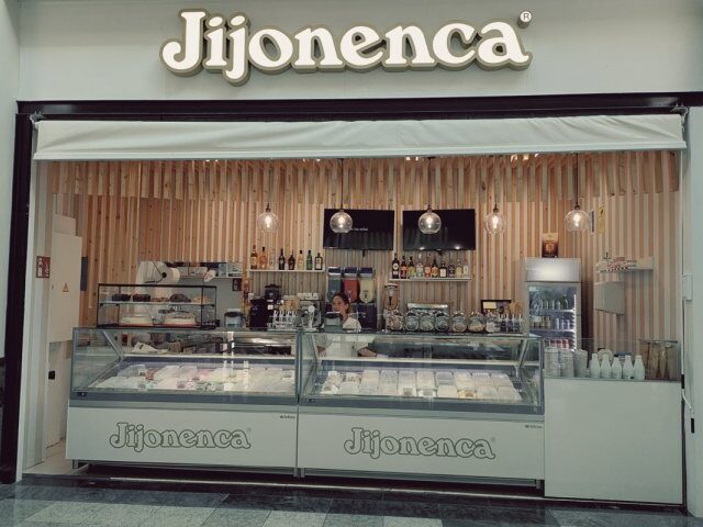 Jijonenca Dos Mares in San Javier: ice cream shop