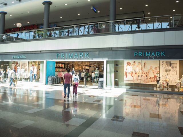 Primark Gran Plaza en Roquetas de Mar: tienda de moda