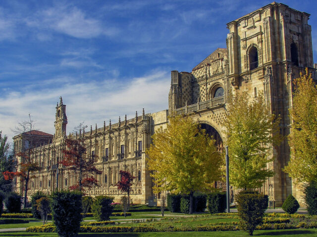 Parador de León en León