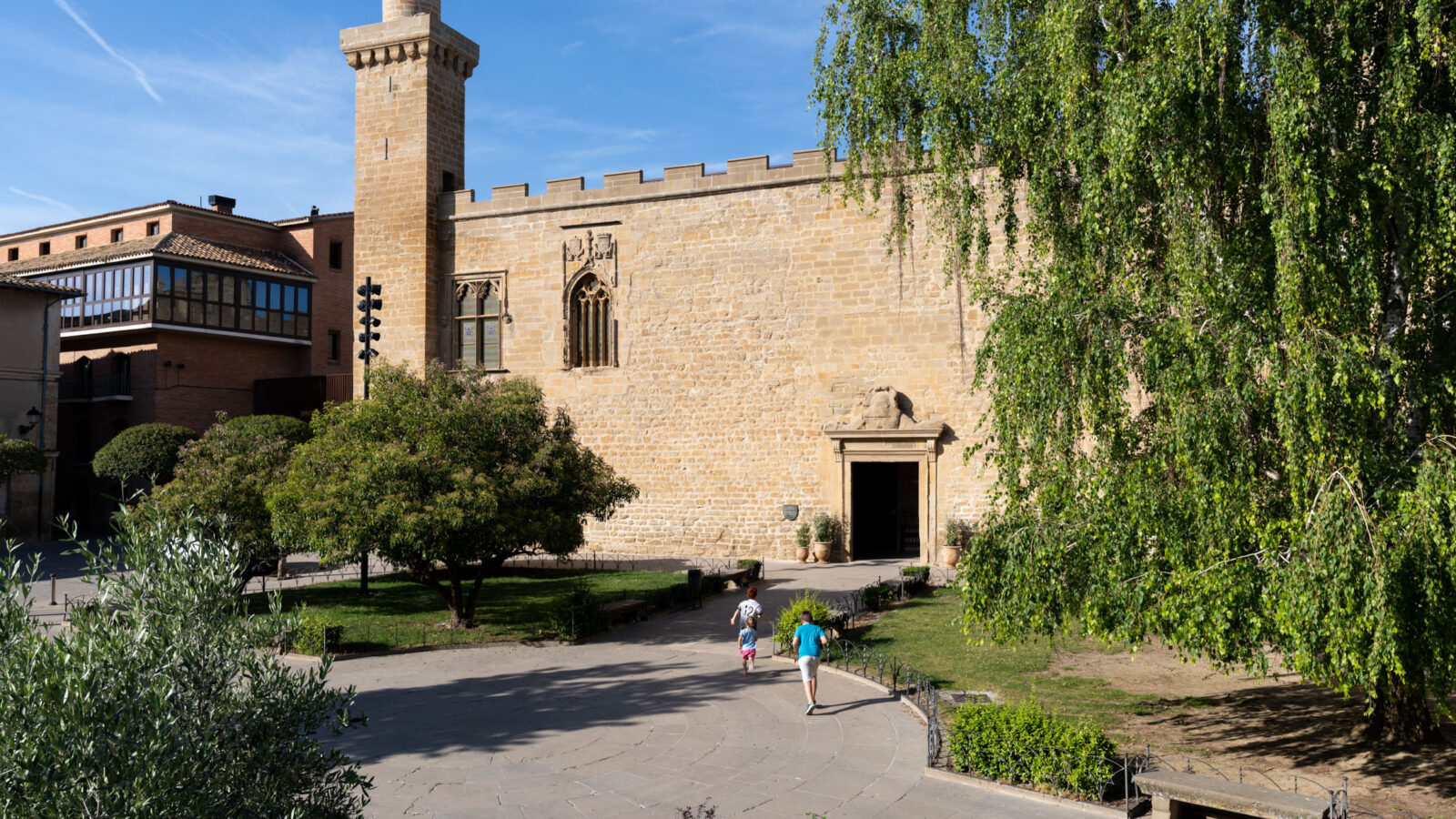 Parador de Olite-Erriberri in Olite / Erriberri — hotel guide