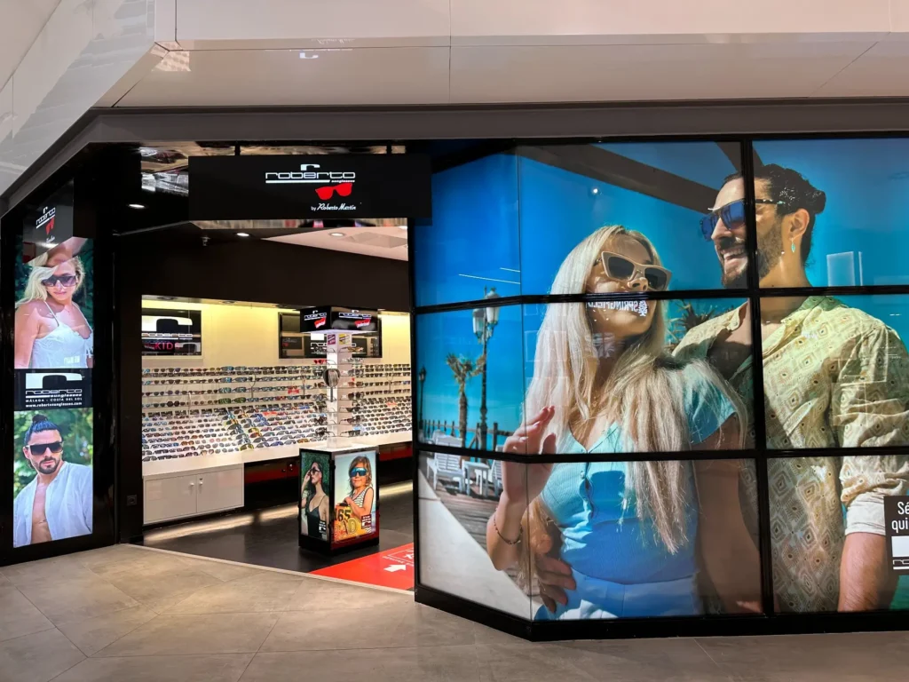 Roberto Martín El Ingenio en Vélez-Málaga: tienda de gafas de sol