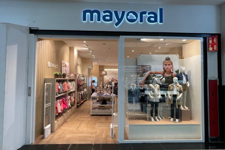 Mayoral Dos Mares en San Javier: moda y artículos infantiles