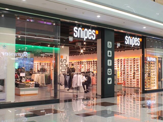 Snipes Nevada Shopping en Armilla: tienda de deporte