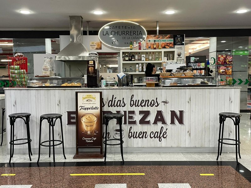 Churrería La Cañada en Marbella: cafetería